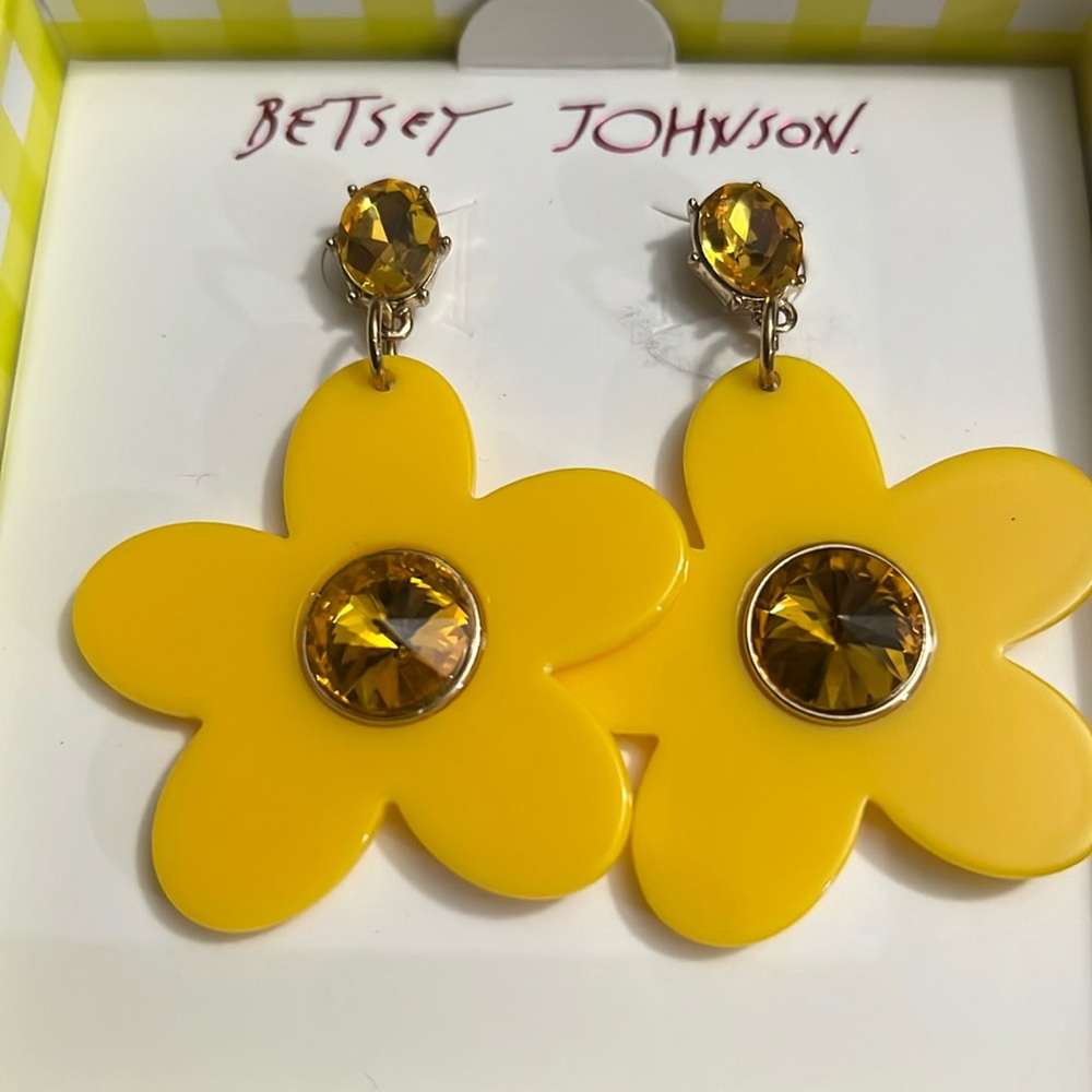 Betsey johnson Flower Daisy Drop Earrings NEW